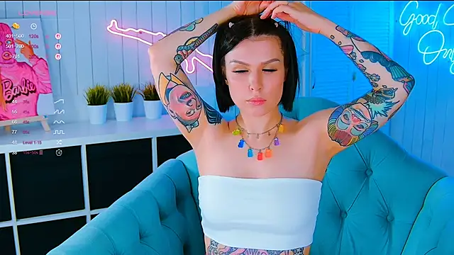 My toys pink online show from 10-22-25, 04:45