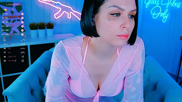 My toys pink online show from 11-23-25, 06:40