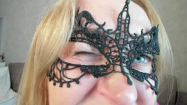 Snapshot of angelica_marquise chatting on 07-17-26, 06:05 angelica marquise online show from 07-17-26, 06:05