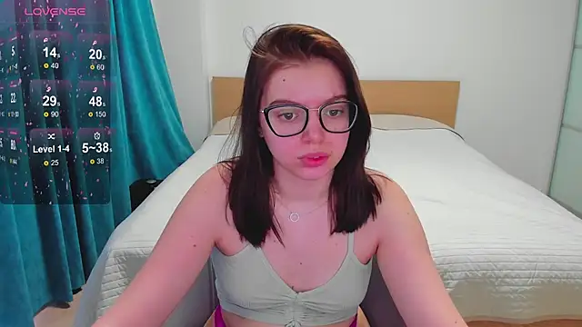 Nicky Rosee online show from 02-25-25, 05:52