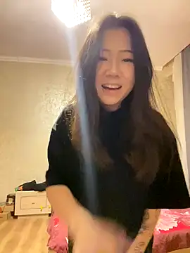 Snapshot of Kim_SLO chatting on 12-06-24, 04:12 Kim SLO online show from 12-06-24, 04:12