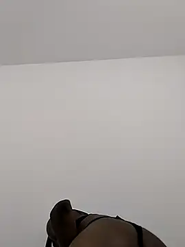 Cinderella Jewels  online show from 04-12-26, 11:24