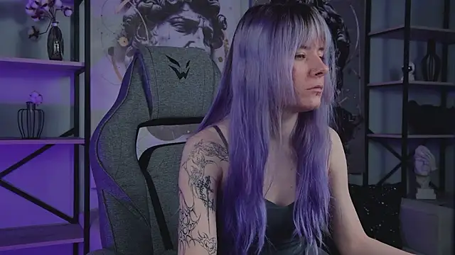 LexiWenford online show from 02-19-26, 03:03