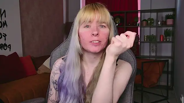 LexiWenford online show from 06-01-26, 03:51