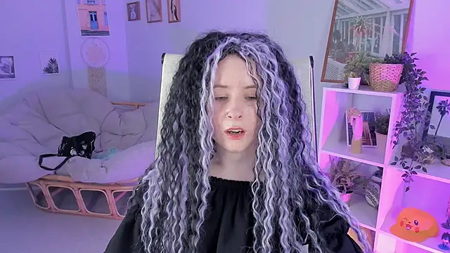 LexiWenford online show from 03-20-25, 08:53