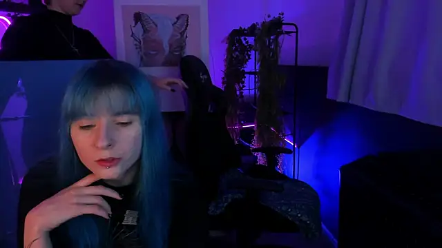 LexiWenford online show from 09-19-25, 06:39