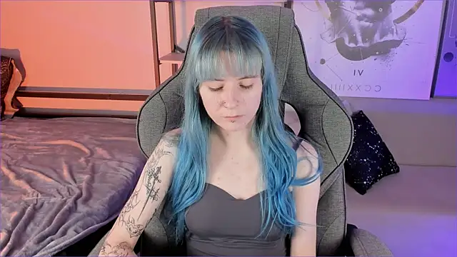 LexiWenford online show from 09-10-25, 03:16