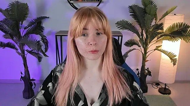 LexiWenford online show from 03-10-25, 06:27