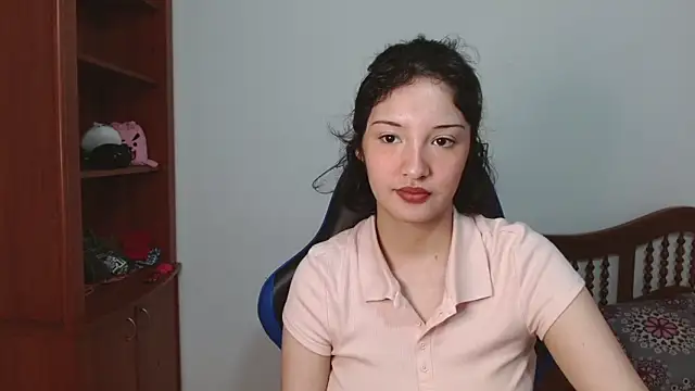 Snapshot of alexaa08 chatting on 09-23-25, 12:01 alexaa08 online show from 09-23-25, 12:01