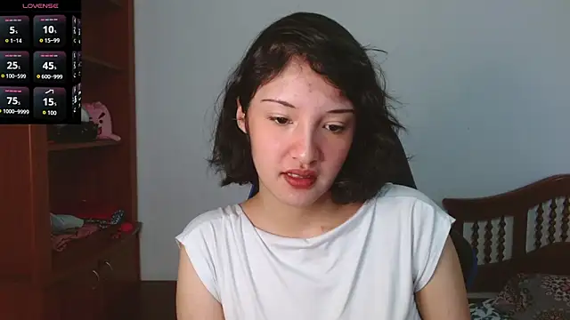 Snapshot of alexaa08 chatting on 09-22-25, 01:06 alexaa08 online show from 09-22-25, 01:06