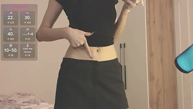 fairy di online show from 09-28-25, 04:25