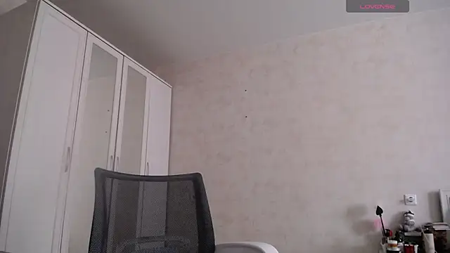 Devil Goddess online show from 01-12-26, 01:18