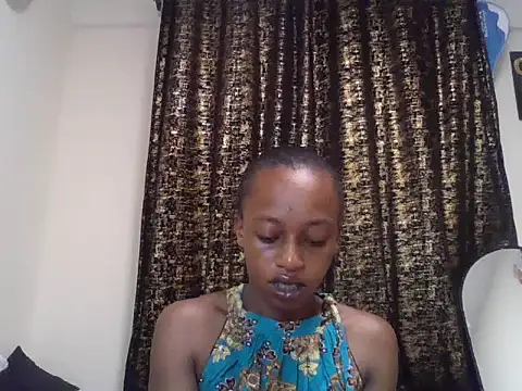 Snapshot of Petite_doll20 chatting on 04-17-26, 05:43 Petite doll20 online show from 04-17-26, 05:43