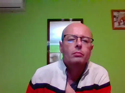 Snapshot of Tiger202441 chatting on 10-08-25, 10:21 Tiger202441 online show from 10-08-25, 10:21