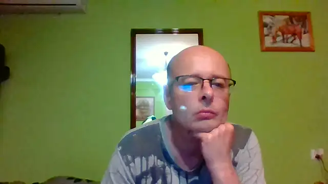 Snapshot of Tiger202441 chatting on 06-18-26, 09:42 Tiger202441 online show from 06-18-26, 09:42