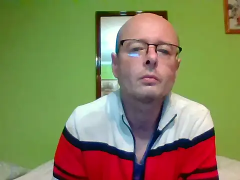 Snapshot of Tiger202441 chatting on 10-19-25, 04:21 Tiger202441 online show from 10-19-25, 04:21