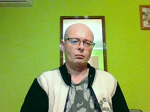 Snapshot of Tiger202441 chatting on 02-14-26, 03:40 Tiger202441 online show from 02-14-26, 03:40