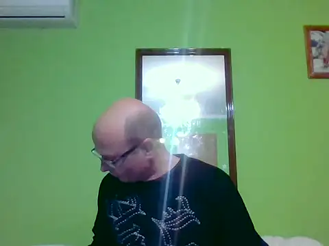 Snapshot of Tiger202441 chatting on 10-26-25, 06:52 Tiger202441 online show from 10-26-25, 06:52