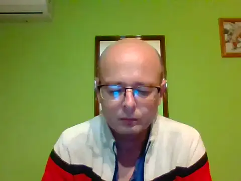 Snapshot of Tiger202441 chatting on 10-17-25, 08:54 Tiger202441 online show from 10-17-25, 08:54