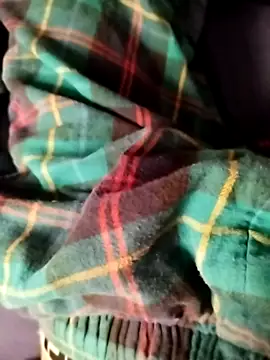 Dennis 2024 online show from 12-05-25, 08:35