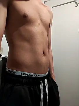 Dennis 2024 online show from 05-26-26, 03:54