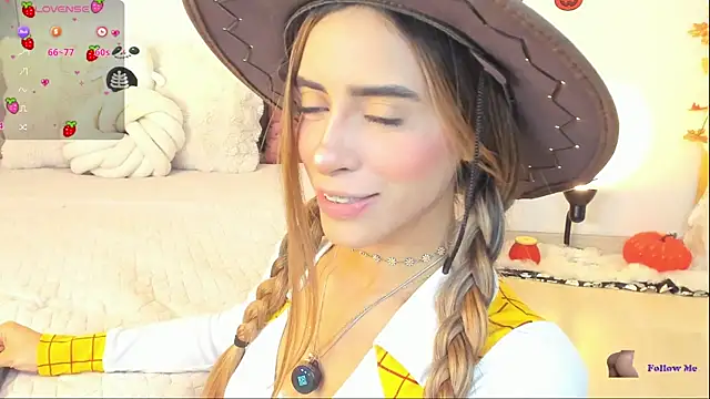 StormiRusso online show from 10-24-25, 01:37