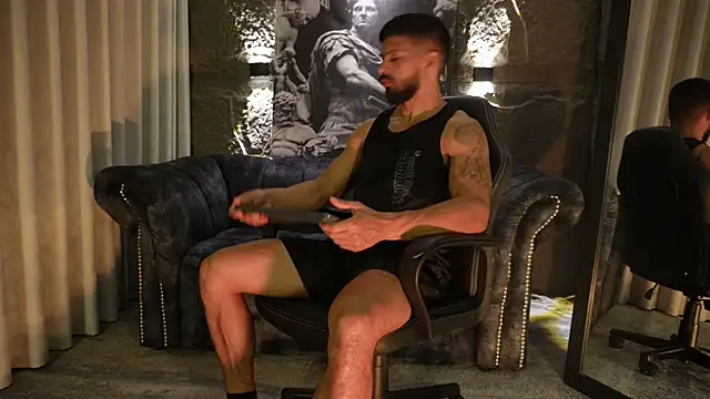 Snapshot of DannSaenz chatting on 02-06-26, 02:02 DannSaenz online show from 02-06-26, 02:02