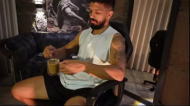 Snapshot of DannSaenz chatting on 02-25-26, 02:17 DannSaenz online show from 02-25-26, 02:17