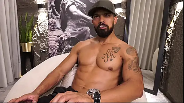 DannSaenz online show from 03-25-26, 01:10