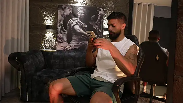 Snapshot of DannSaenz chatting on 01-17-26, 01:26 DannSaenz online show from 01-17-26, 01:26