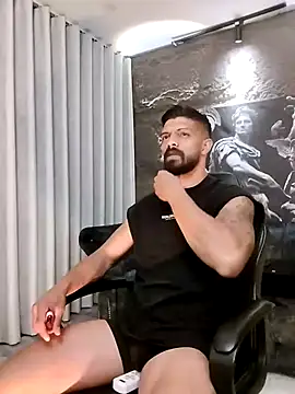 DannSaenz online show from 01-13-26, 03:05