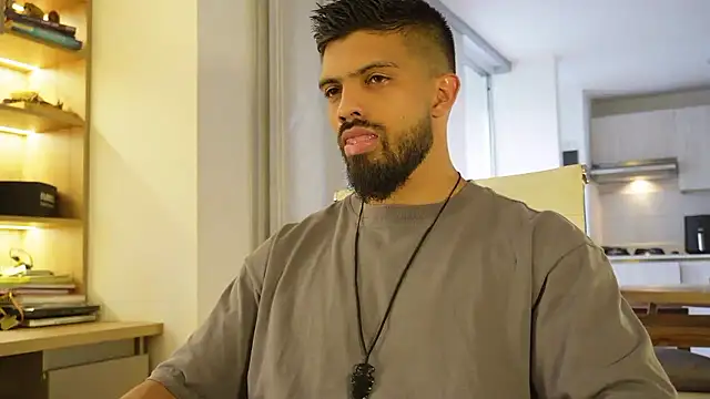 DannSaenz online show from 11-10-25, 09:09