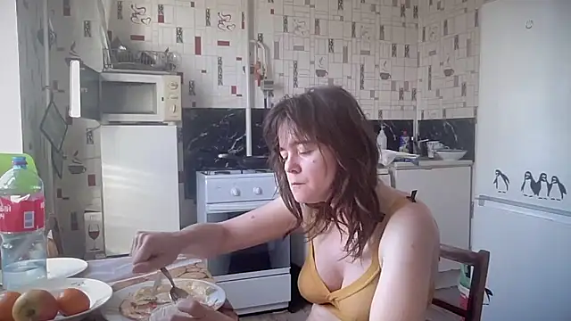 Diamond Tyler online show from 04-15-26, 04:40