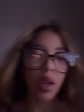 Snapshot of DanielaSaenz0 chatting on 09-25-25, 12:16 DanielaSaenz0 online show from 09-25-25, 12:16