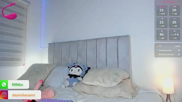 Snapshot of DanielaSaenz0 chatting on 03-05-25, 02:57 DanielaSaenz0 online show from 03-05-25, 02:57