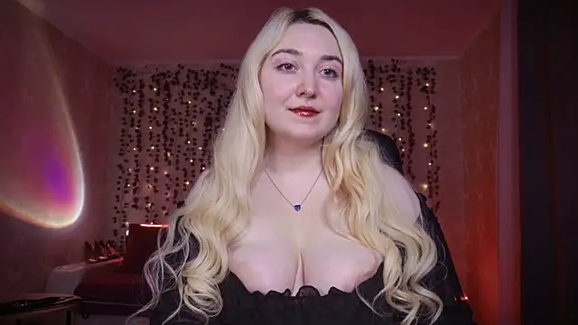 AllisonBlack  online show from 10-11-25, 12:44