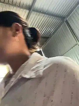 Linaannn online show from 04-13-26, 02:37