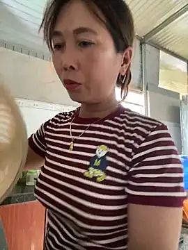 Linaannn online show from 06-27-26, 07:36