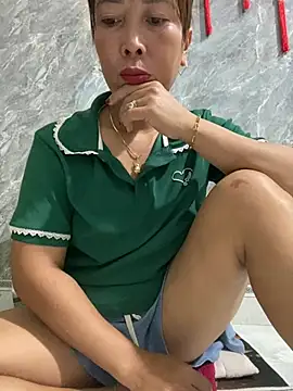 Linaannn online show from 05-22-26, 10:52