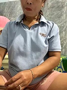 Linaannn online show from 10-26-25, 12:16