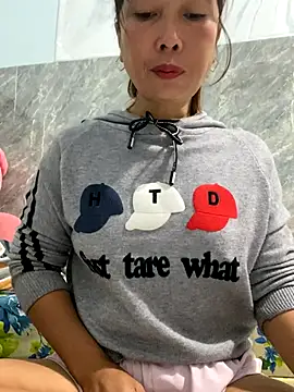 Linaannn online show from 11-20-25, 11:58