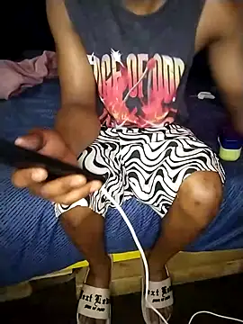 Convertiblechulo online show from 03-22-26, 10:44