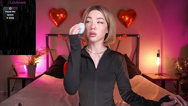 LindaThacker online show from 02-13-25, 05:16