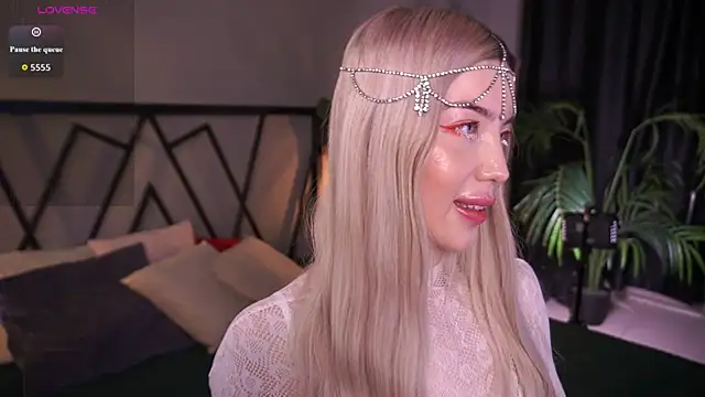 LindaThacker online show from 04-03-26, 04:41