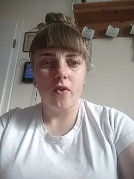 Snapshot of CoddessCrystal chatting on 02-27-26, 08:58 CoddessCrystal online show from 02-27-26, 08:58