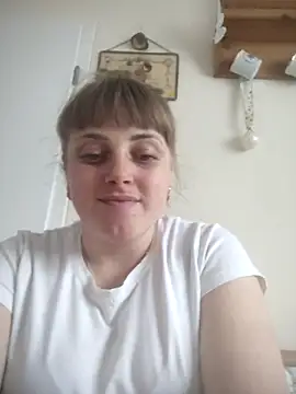 Snapshot of CoddessCrystal chatting on 02-09-26, 09:40 CoddessCrystal online show from 02-09-26, 09:40