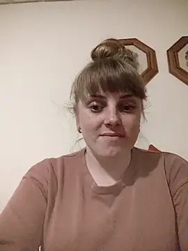 CoddessCrystal online show from 04-12-26, 06:00