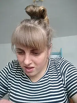 CoddessCrystal online show from 11-17-25, 09:46