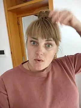 CoddessCrystal online show from 09-15-25, 07:42