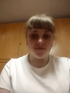 Snapshot of CoddessCrystal chatting on 02-18-26, 07:10 CoddessCrystal online show from 02-18-26, 07:10